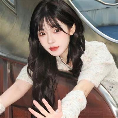 在凡妲的小房间里